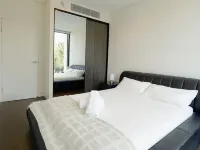 Olympic Park Stylish 2BR | Walk to stadium | Pool & Gym Hotels in Lidcombe