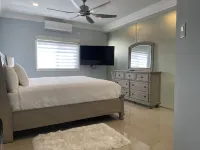3 Bedroom Ocean Property Villa โรงแรมใน