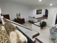 casa queens Hotels in Florencia