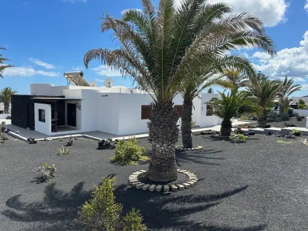 Villa Blanca 2, FKK - Lanzarote, Charco del Palo, Schönes Schwimmbad