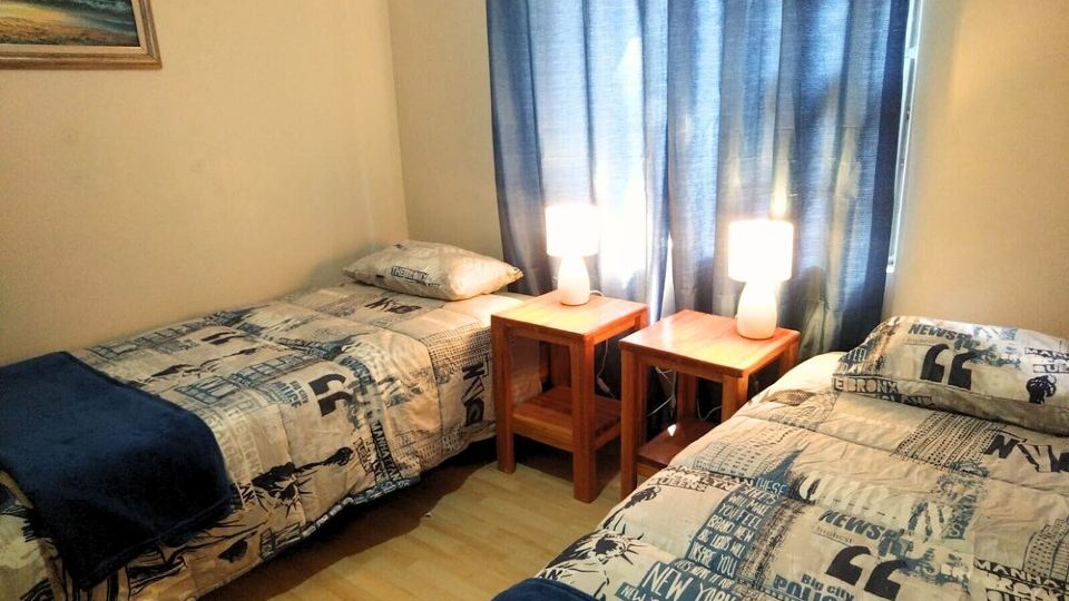 Charming 2-bedroom apartment with AC & WiFi in gorgeous Richards Bay