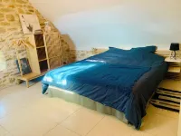 Flo's bed and breakfast, in the countryside 5 minutes from the sea.