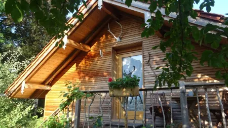 Vacation studio in Tutzing on Lake Starnberg Отели в г. Тутцинг