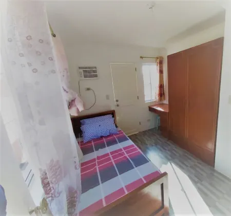 Cozy, lovely with breath-taking view, Cool breeze