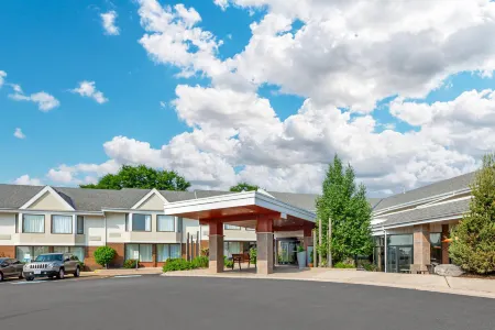 Quality Inn & Suites