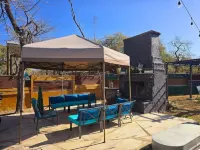 Cozy New RV for Glamping in San Antonio with wildlife nature sitings Hotels in Leon Valley