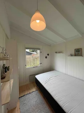 Newly renovated summer house in Hornbæk, close to water and city