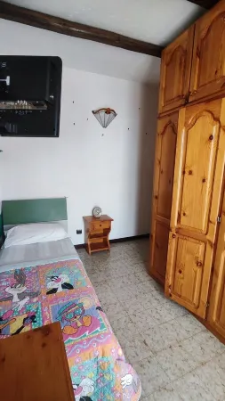 Cozy apartment with parking, close to the sea and center