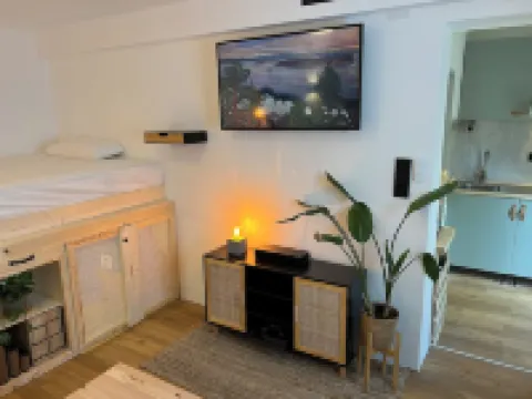 Moderne Wohnung mit Direktem Zugang zum Garten in Wassernähe