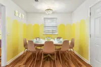 NEW! Between Savannah/Tybee w/ Pool, Patio, Murals, Fire Pit, & more!