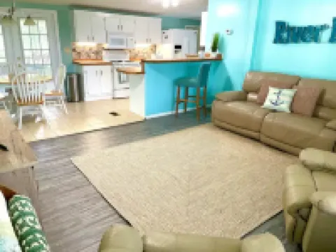 3 BR 2 BA House w/Dock on Deep Canal in Bass Capital