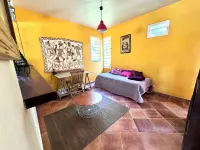 Creole villa with swimming pool Hotels in Petit-Bourg