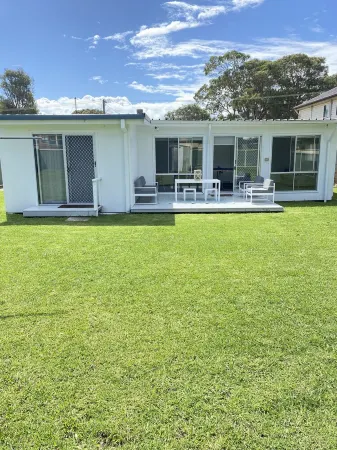 Coastal family home central to everything!