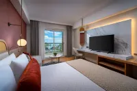 Trendy Palm Beach Adults Only - 5-Star