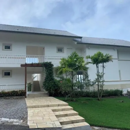 Vista Mare Ocean View Spacious 2-Bedroom