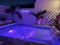 Luxury Paradise Beach Lagoon โรงแรมใน