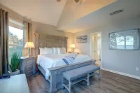 Modern Lake House 4 Bed 3 Bath Breathtaking Views