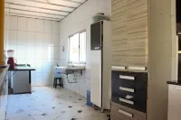 Cozy site, easy access with swimming pool Các khách sạn ở Jaboticatubas