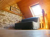 Traditional farmhouse with large garden. Porsliogan beach 500m away on foot. Hotels in Le Conquet