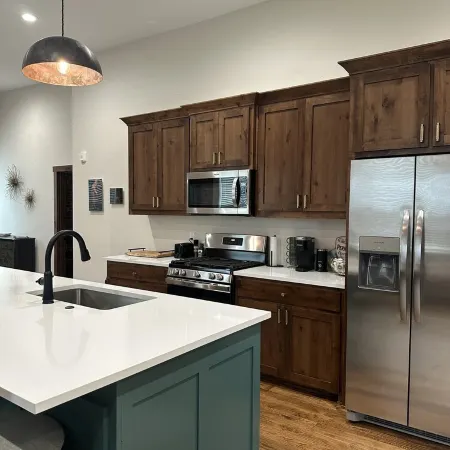Cozy 2-bedroom apartment in Aubrey with WiFi, AC