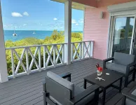 Calypso Cottage: Spacious 3Br/3.5Ba house with amazing views and private dock