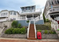 Beautiful Lakefront home! Summer memories start here! Hotels in Noble County