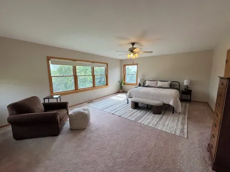 Private Beach on Pine Lake Great Views  3 Spacious Bedrooms and 2 Living Rooms