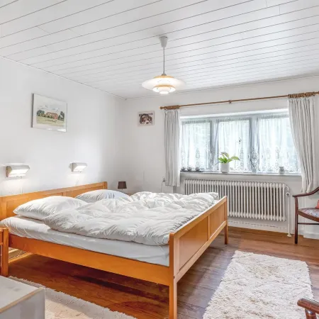 "Hiarni" - 12km from the sea
