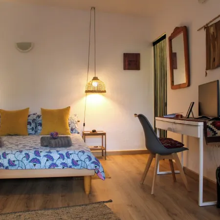 QUIET APARTMENT AMONG GARDENS