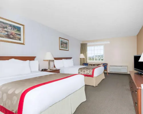 Ramada by Wyndham Strasburg/Shenandoah Valley Hotels in Shenandoah County