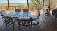Huge Lakeview|Unique Retreat on Truman Lake|Outdoor Firepit/180°IndoorViews
