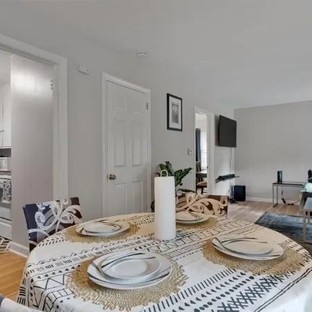 Duke East Campus 1BR Markham