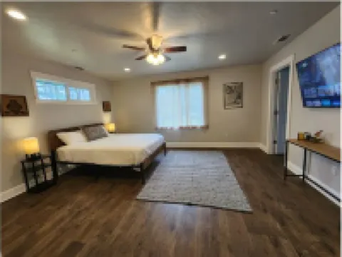 Redwood Family Hideaway Hotels in McKinleyville