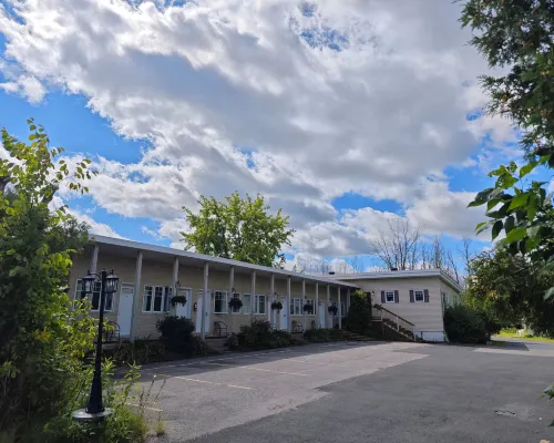 Objectif Santé Hotels in Longueuil