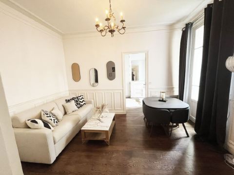 Superb Eiffel Tower Terrace Apartment