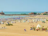 Villa in Caorle with Pool near Beach - ヴィラ