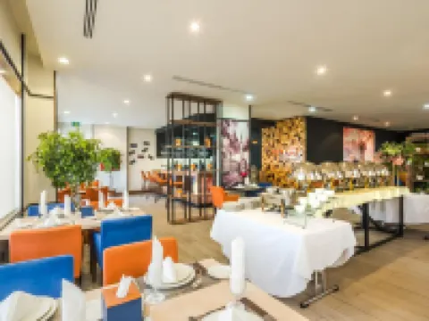 メナ ホテル タブク タブークのホテル