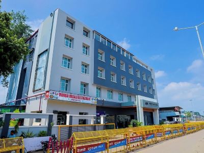 Max Hotels Prayagraj