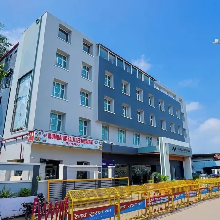 Max Hotels Prayagraj