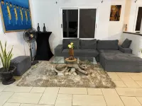 In Saly on the small coast house of 450 m2, with 5 bedrooms and private pool Các khách sạn ở Saly Portudal