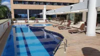 Holiday Inn 福特萊薩 - 泳池