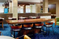 Courtyard Carrollton - breakfast