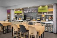 홈2 스위트 바이 힐튼 라스 크루스