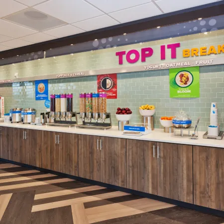 Tru by Hilton Auburn