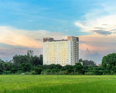 Radisson Blu Hotel Greater Noida Hotels in Greater Noida