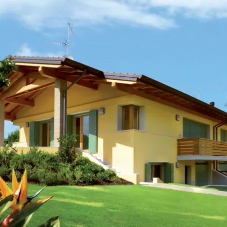Exclusive villa in modern resort
