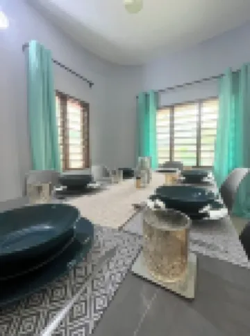 3-Bedroom Holiday Home - La Casa Cotonou