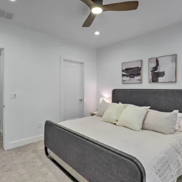 Chic & Sunny Provo Townhome w/ Rooftop Deck!