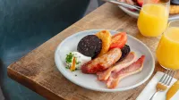CBH Beach House Hotel - breakfast