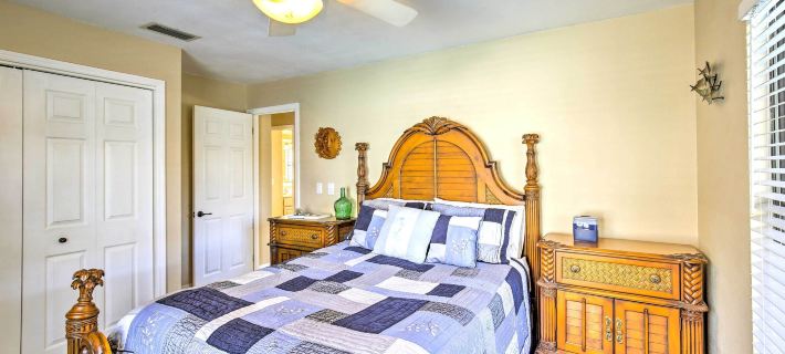Tropical Apollo Beach House w/ Pool & Dock! Hotels in Apollo Beach